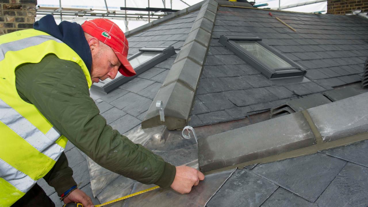 Roof maintenance companies uk